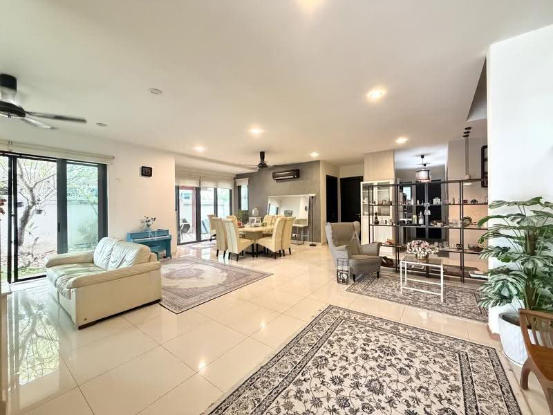 Semi-Detached House for Sale in Bandar Baru Bangi (Selangor) - Nana Cheah - Living Room - PropertyGuru.com.my