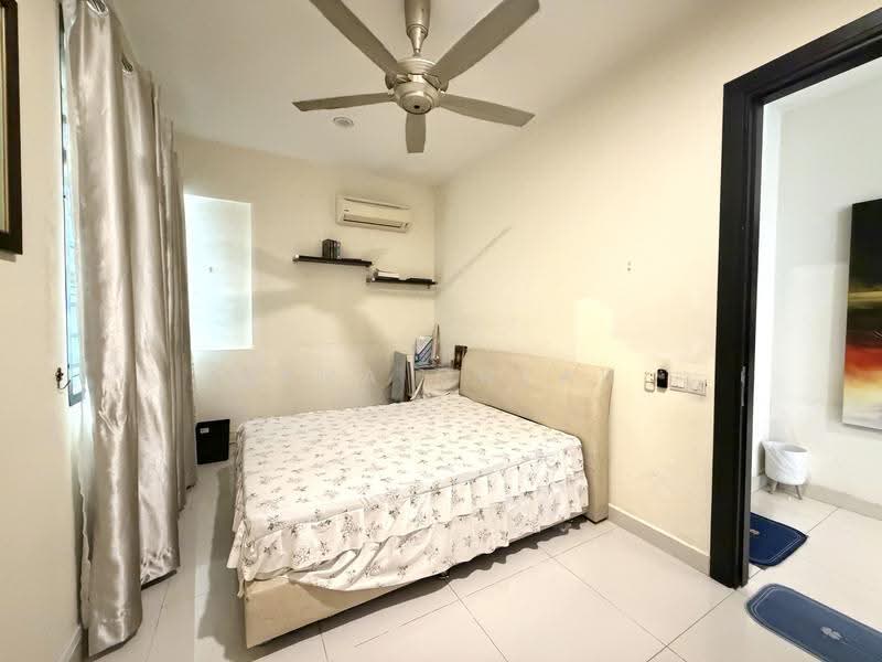 Semi-Detached House for Sale in Bandar Baru Bangi (Selangor) - Nana Cheah - Bedroom - PropertyGuru.com.my