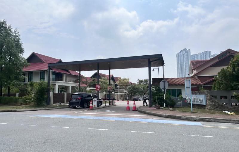 Rumah Berkembar untuk Dijual di Bandar Kinrara Seksyen 1 (Bandar Kinrara) - Jaze Ong - Exterior - PropertyGuru.com.my