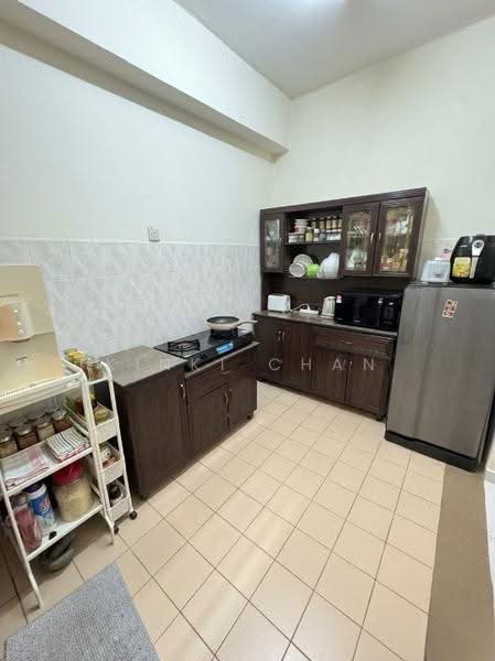 Condominium for Sale at Bayu Tasik 1 - KINKI CHAN - Kitchen - PropertyGuru.com.my