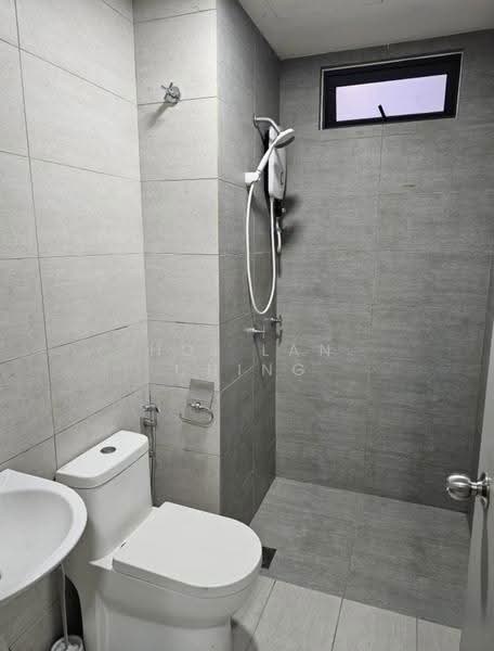 Service Residence for Rent at KL Traders Square - Hoi Lan Ching - Bathroom - PropertyGuru.com.my