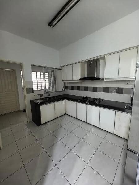 2-storey Terraced House for Rent in Setia Alam (Selangor) - Shue Tan - Kitchen - PropertyGuru.com.my
