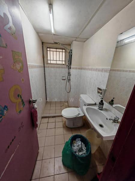 Apartment for Sale at Sri Pinang Apartment - Joey Wong - Bathroom - PropertyGuru.com.my