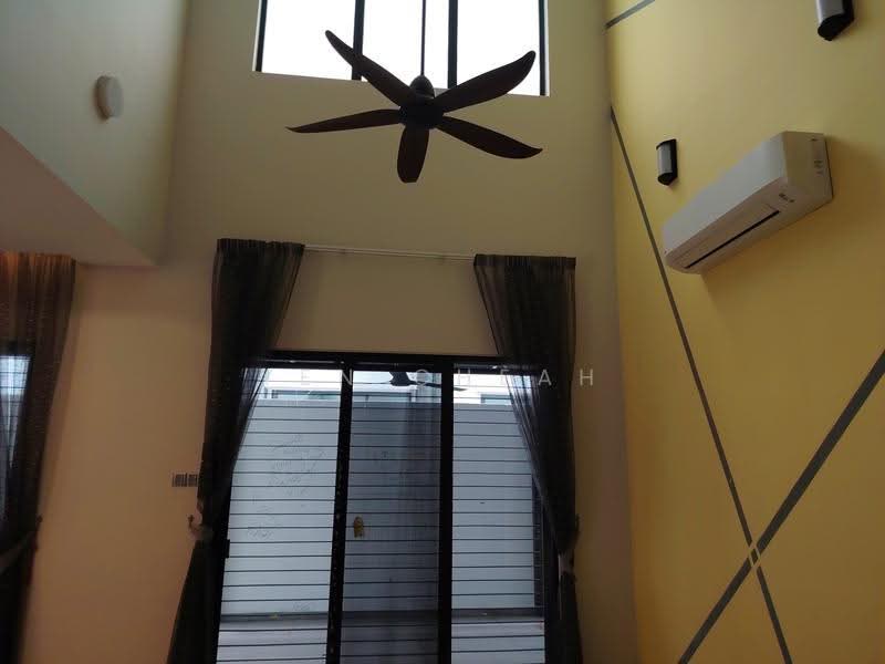 Rumah Berkembar untuk Dijual di Taman Villa Perdana (Kajang) - Yen Cheah - PropertyGuru.com.my