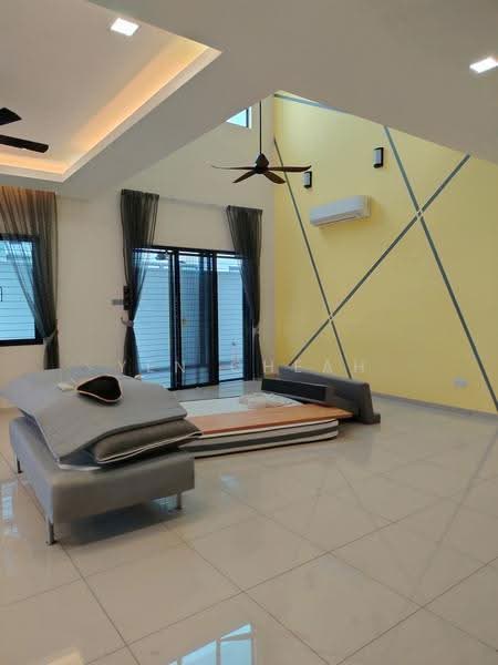 Rumah Berkembar untuk Dijual di Taman Villa Perdana (Kajang) - Yen Cheah - Living Room - PropertyGuru.com.my
