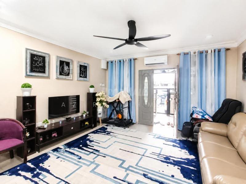 Rumah Teres 1-Tingkat untuk Dijual di Taman Kantan Permai (Kajang) - Azira Ahmad - Living Room - PropertyGuru.com.my