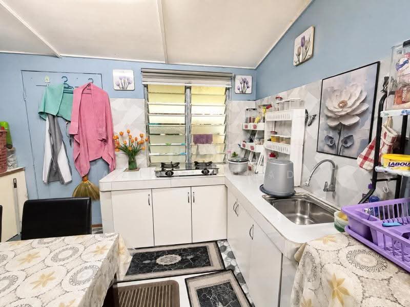 Rumah Teres 1-Tingkat untuk Dijual di Taman Kantan Permai (Kajang) - Azira Ahmad - Kitchen - PropertyGuru.com.my