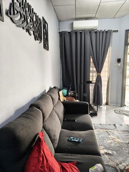 Rumah Teres 1-Tingkat untuk Dijual di Pasir Gudang (Johor) - Eve Tan - Living Room - PropertyGuru.com.my