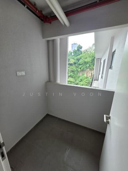 Kediaman Servis untuk Dijual di D'Erica - Justin Voon - Balcony - PropertyGuru.com.my