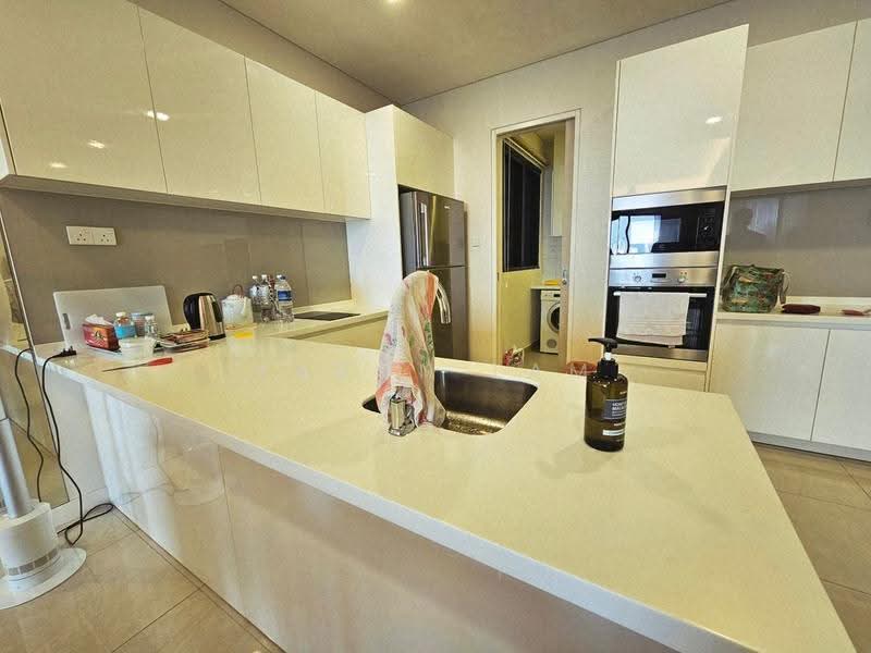 Service Residence for Sale at The Horizon Residence - Aaron Lam - Kitchen - PropertyGuru.com.my