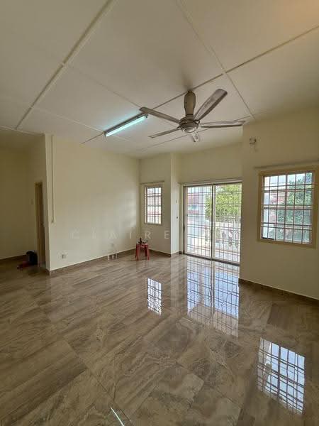 Rumah Teres 2-Tingkat untuk Dijual di Bandar Putra Kulai (Kulai) - Claire Lai - Living Room - PropertyGuru.com.my