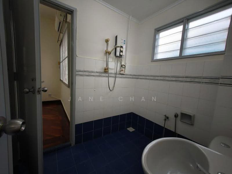 2-storey Terraced House for Rent in Bandar Sri Damansara (Selangor) - Jane Chan - Bathroom - PropertyGuru.com.my