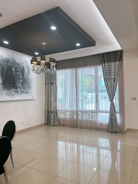 3-storey Terraced House for Rent in Cyberjaya (Selangor) - Chai Ming Hern - Living Room - PropertyGuru.com.my
