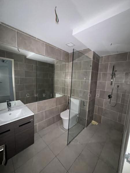 Service Residence for Sale at Residensi Estetik 8 (Est8) - Chris Choo - Bathroom - PropertyGuru.com.my