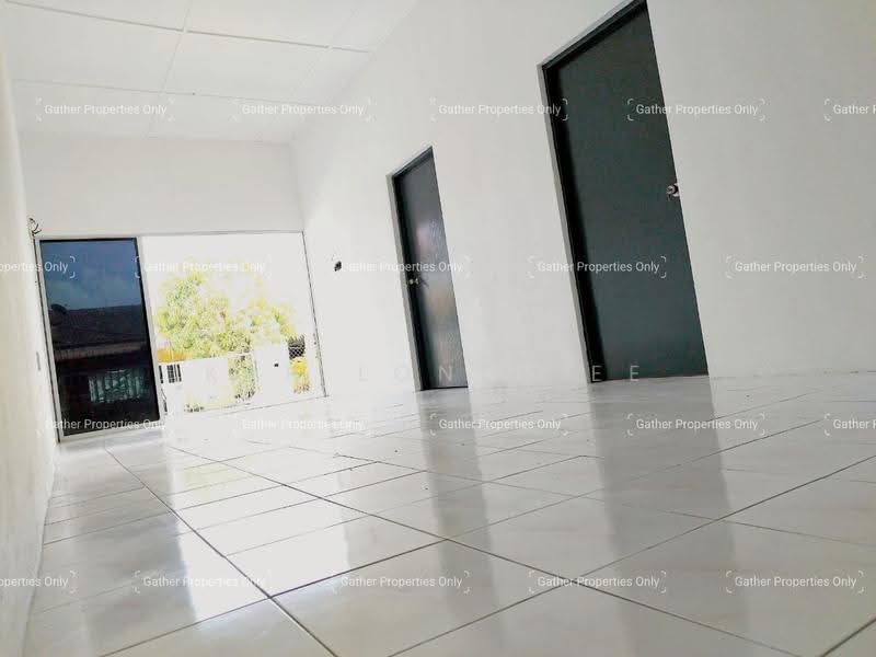1-storey Terraced House for Sale in Taman Pengkalan Timah (Lahat) - Kar Long Lee - Interior - PropertyGuru.com.my