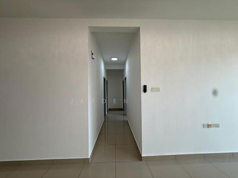 Apartment for Sale at D'Tasek Residences (Tasek Impian) - Jayden Ng - Corridor - PropertyGuru.com.my