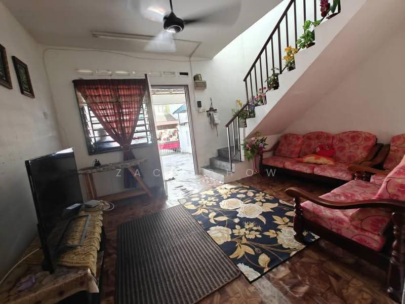 Rumah Teres 2-Tingkat untuk Dijual di Taman Kota Masai (Pasir Gudang) - Zack Chow - Living Room - PropertyGuru.com.my