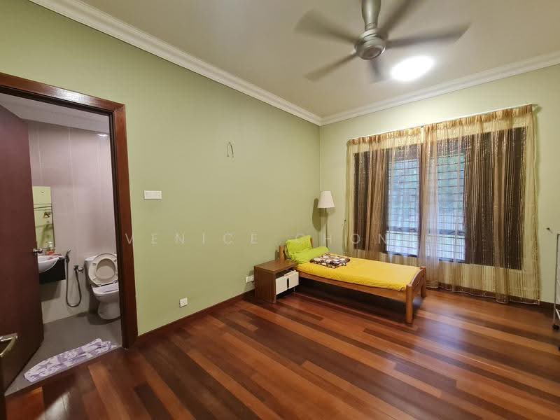 Bungalow House for Sale in Bandar Kinrara (Selangor) - Venice Chong - Bedroom - PropertyGuru.com.my