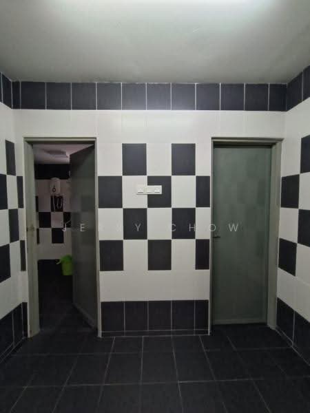 Rumah Berkembar untuk Dijual di New Pasir Puteh (Ipoh) - Jerry Chow - Bathroom - PropertyGuru.com.my