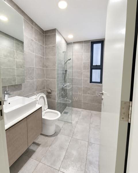 Service Residence for Rent at Millerz Square Serviced Residence - Lawrence Law - Bathroom - PropertyGuru.com.my