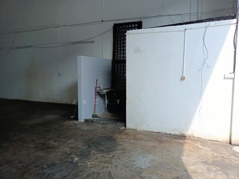 Terrace Factory for Rent in Bandar Pinggiran Subang (Shah Alam) - Jacky Lin - Interior - PropertyGuru.com.my