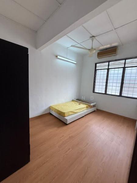 2-storey Terraced House for Rent in Ampang (Kuala Lumpur) - Desmond Loke - Bedroom - PropertyGuru.com.my