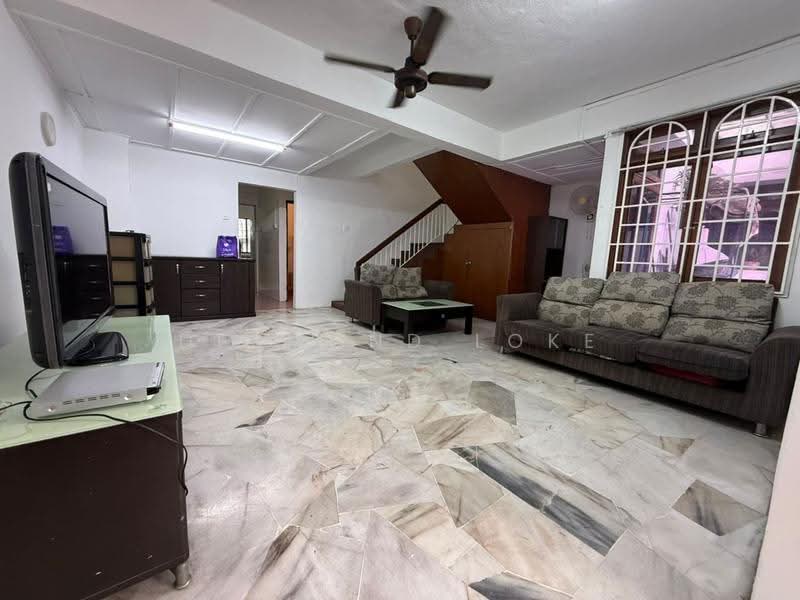 2-storey Terraced House for Rent in Ampang (Kuala Lumpur) - Desmond Loke - Living Room - PropertyGuru.com.my