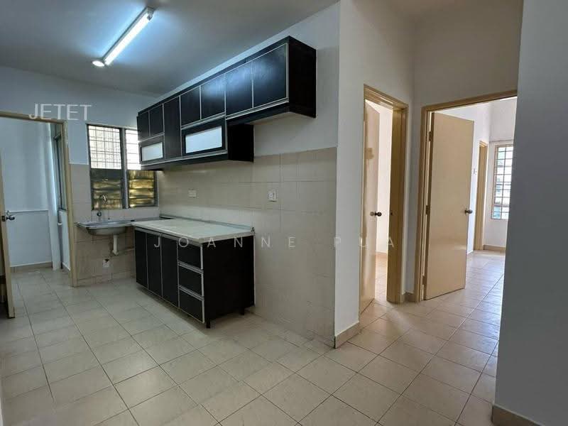 Apartment for Rent at Pangsapuri Kasuarina - Joanne Pua - Kitchen - PropertyGuru.com.my