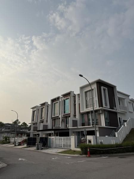 2.5-storey Terraced House for Sale in Masai (Johor) - Kexin Hua - Exterior - PropertyGuru.com.my