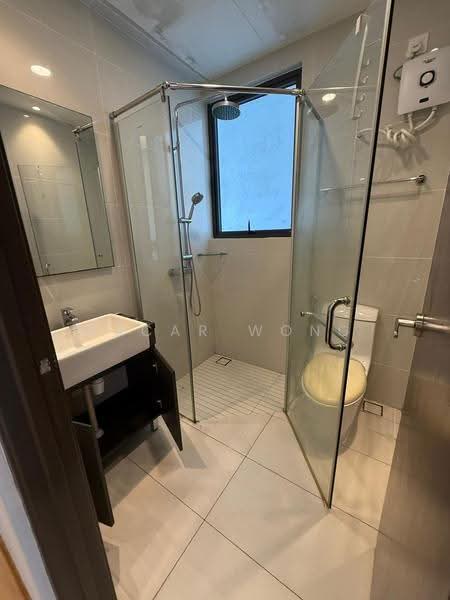 Condominium for Rent at Kings Bay @ Country Garden Danga Bay - Oscar Wong - Bathroom - PropertyGuru.com.my