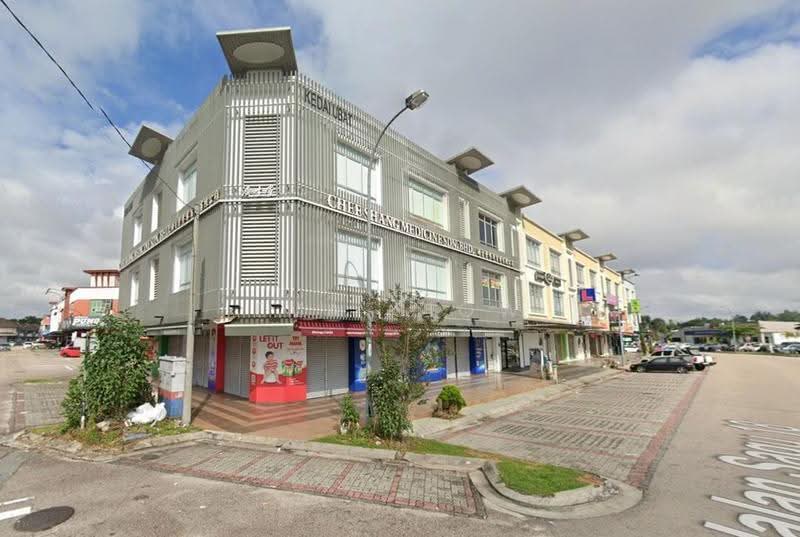 Shop for Rent in Taman Daya (Johor Bahru) - Eva Siow - Exterior - PropertyGuru.com.my