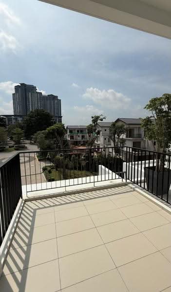 3-storey Terraced House for Sale in Cyberjaya (Selangor) - Zac Zairi - Balcony - PropertyGuru.com.my