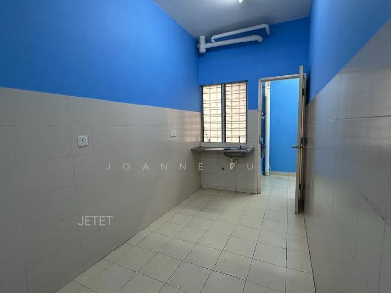 Apartment for Rent at Pangsapuri Kasuarina - Joanne Pua - Kitchen - PropertyGuru.com.my