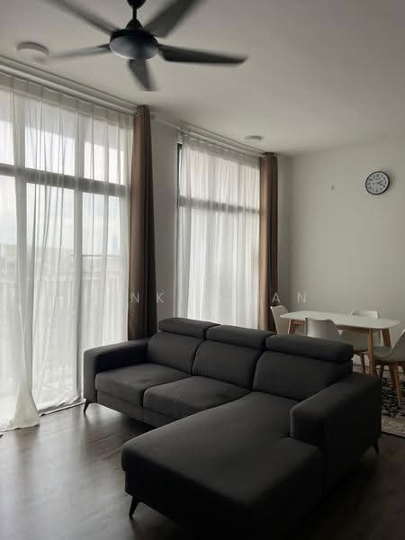 Kediaman Servis untuk Disewa di Henna Residence @ The Quartz WM - KINKI CHAN - Living Room - PropertyGuru.com.my
