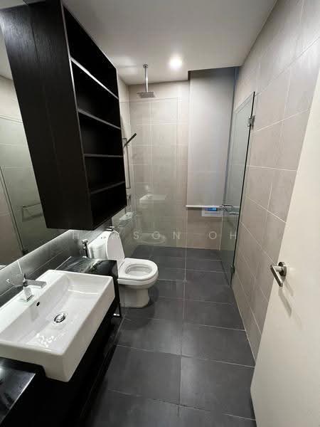 Kondominium untuk Dijual di The Manhattan - Hewson Oh - Bathroom - PropertyGuru.com.my