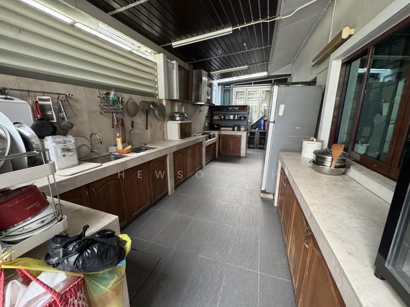 Bungalow House for Sale in Batu 9 (Cheras) - Hewson Oh - Kitchen - PropertyGuru.com.my