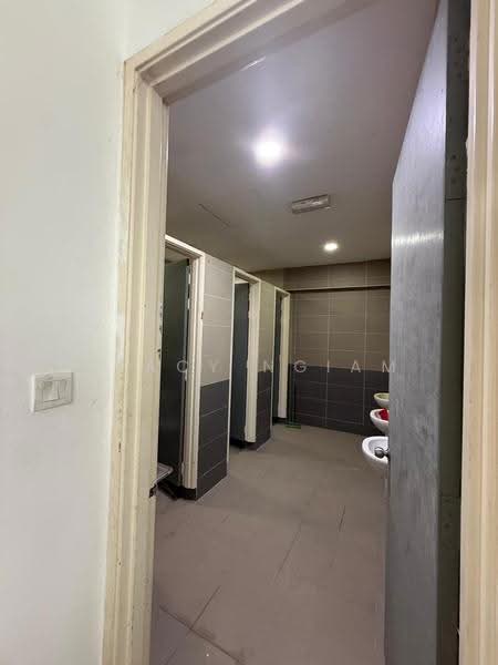 Kilang untuk Disewa di Eco Business Park 1 (Johor Bahru) - Tracy Ngiam - Bathroom - PropertyGuru.com.my