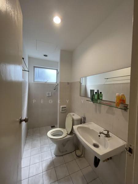 Kondominium untuk Disewa di Viva Residency - Pegky Yap - Bathroom - PropertyGuru.com.my