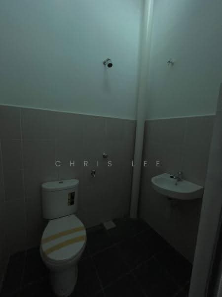 Rumah Teres 2-Tingkat untuk Disewa di Taman Rambai Indah (Jenjarom) - Chris Lee - Bathroom - PropertyGuru.com.my