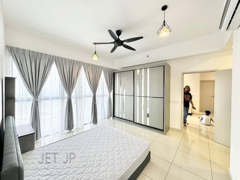 Kediaman Servis untuk Disewa di Setia City Residences - Alwin Lee - Bedroom - PropertyGuru.com.my