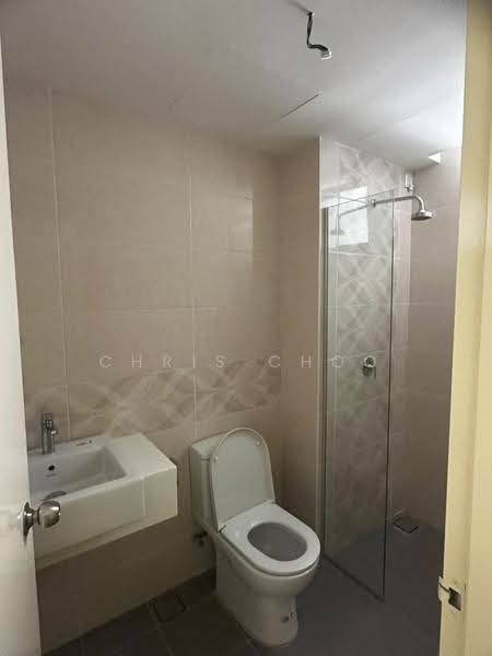 Kondominium untuk Disewa di Brezza Hill - Chris Choo - Bathroom - PropertyGuru.com.my