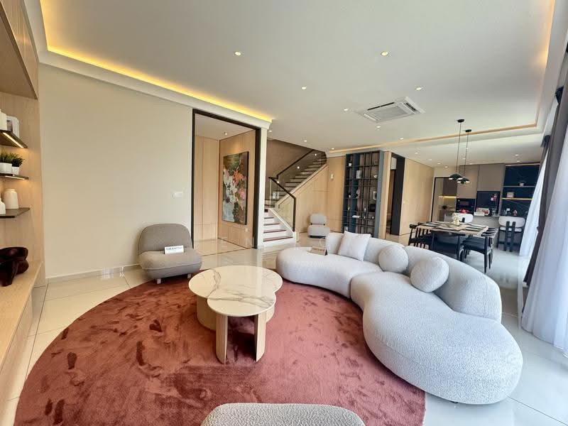 Cluster House for Sale in Leisure Farm (Gelang Patah) - Ken Kor - Living Room - PropertyGuru.com.my