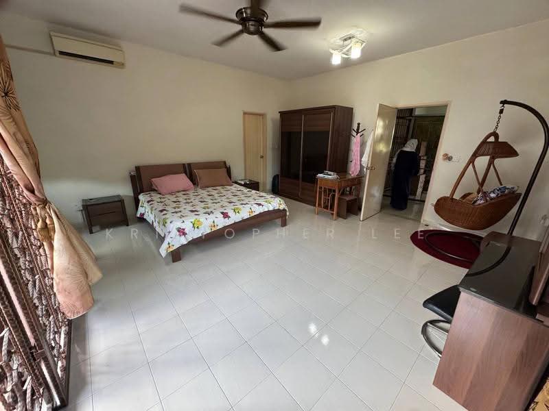 Semi-Detached House for Sale in Taman Nusa Idaman (Iskandar Puteri (Nusajaya)) - Kristopher Lee - Bedroom - PropertyGuru.com.my