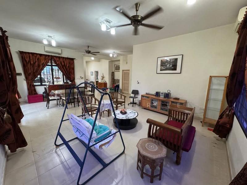 Semi-Detached House for Sale in Taman Nusa Idaman (Iskandar Puteri (Nusajaya)) - Kristopher Lee - Living Room - PropertyGuru.com.my