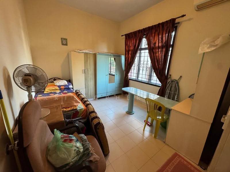 Semi-Detached House for Sale in Taman Nusa Idaman (Iskandar Puteri (Nusajaya)) - Kristopher Lee - Bedroom - PropertyGuru.com.my