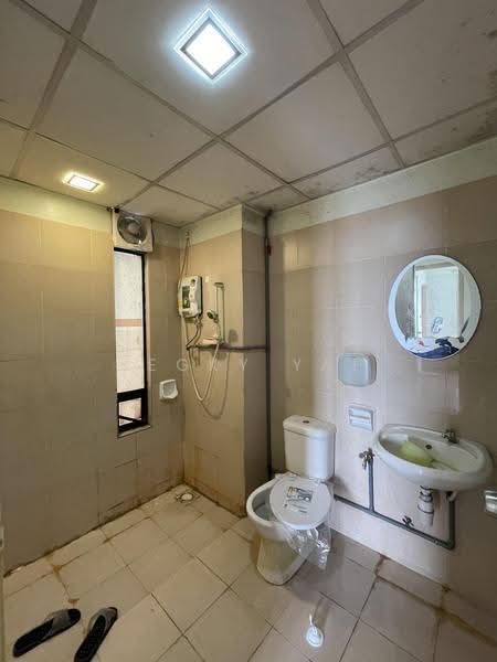 Kondominium untuk Disewa di Rivercity Condominium - Pegky Yap - Bathroom - PropertyGuru.com.my