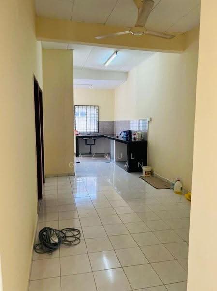 Rumah Teres 1-Tingkat untuk Dijual di Taman Cengal Utama (Paroi) - Azrul Othman - Kitchen - PropertyGuru.com.my