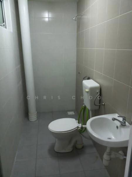 Pangsapuri untuk Dijual di Residensi Pandanmas 2 - Chris Choo - Bathroom - PropertyGuru.com.my