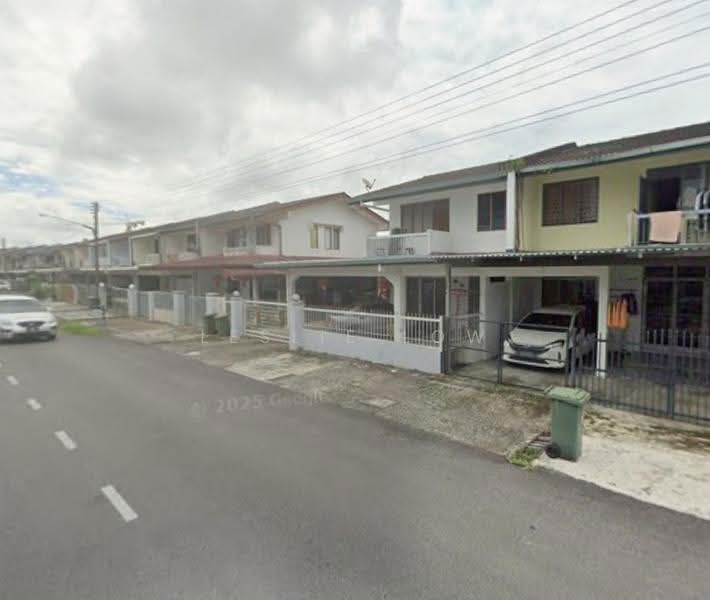 2-storey Terraced House for Sale in Taman Satria Jaya, Off Jalan Stutong (Kuching) - Leslie Low - Exterior - PropertyGuru.com.my