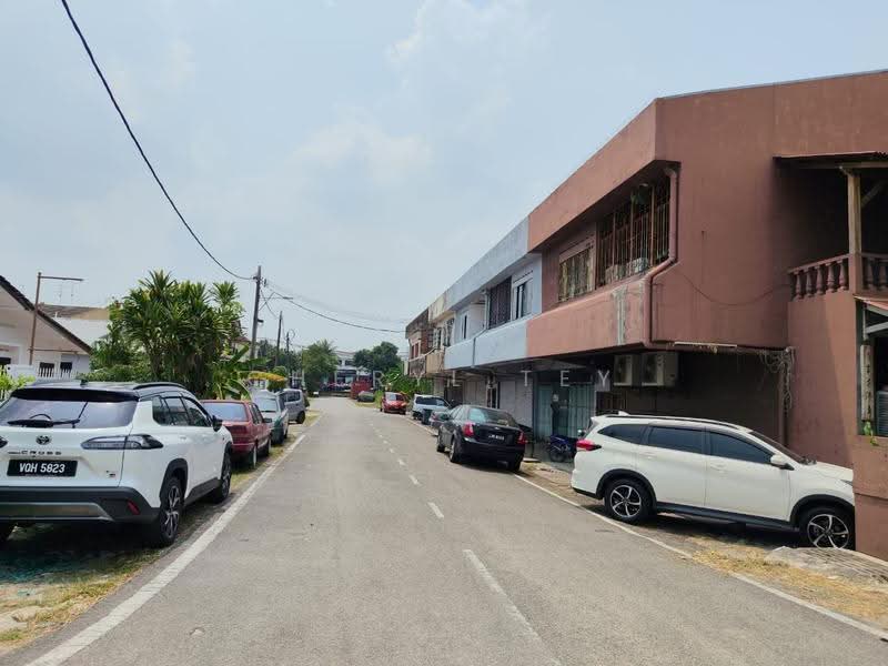Kedai untuk Dijual di Pekan Nenas (Jeram Batu) - Cheryl Tey - Exterior - PropertyGuru.com.my